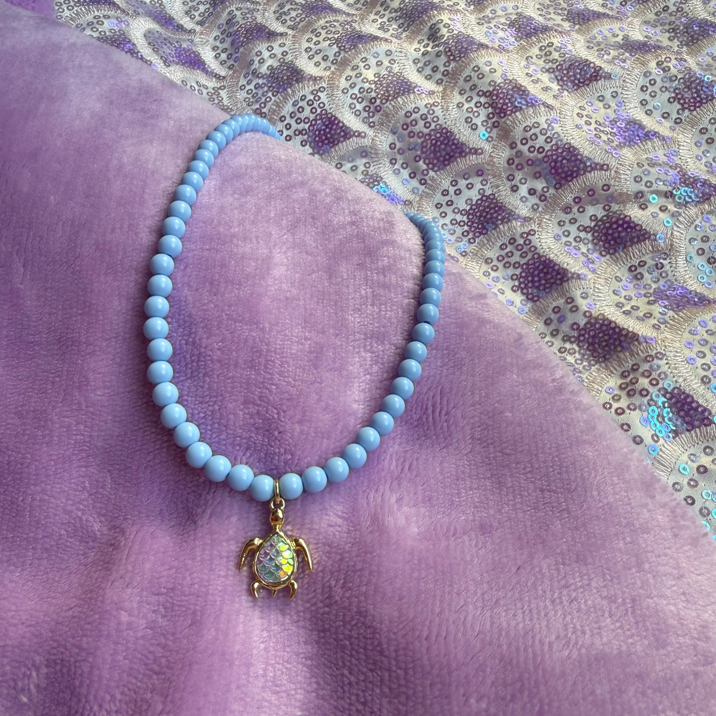 14” iridescent turtle necklace